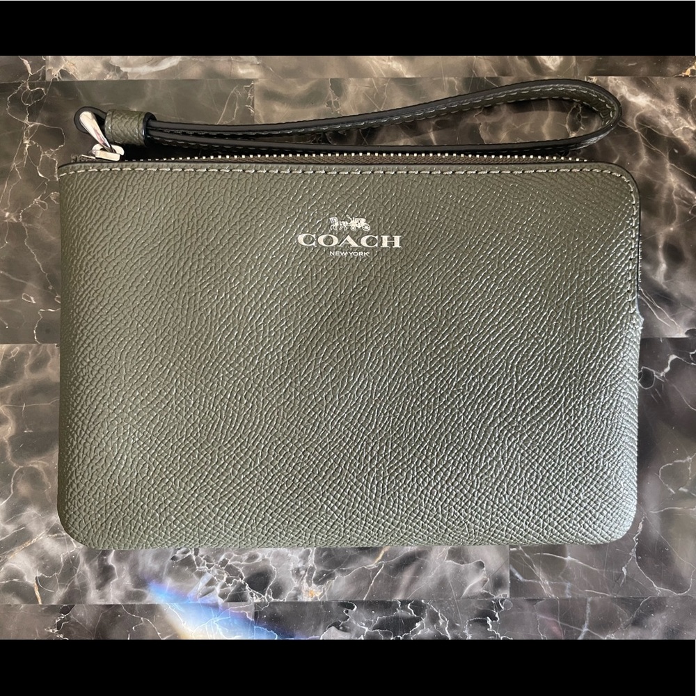NWT Coach Wristlet Sage